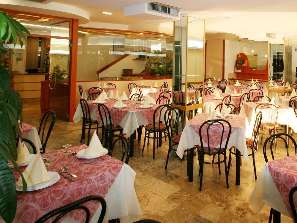 Hotel Zurigo Rimini Exterior foto